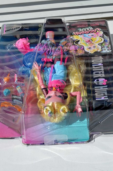 Лялька Monster High Lagoona Blue in Mesh Tee Монстер Хай Лагуна Блю