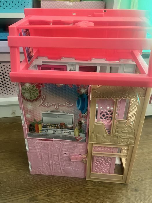 Domek skladany  dla  barbie, lalek