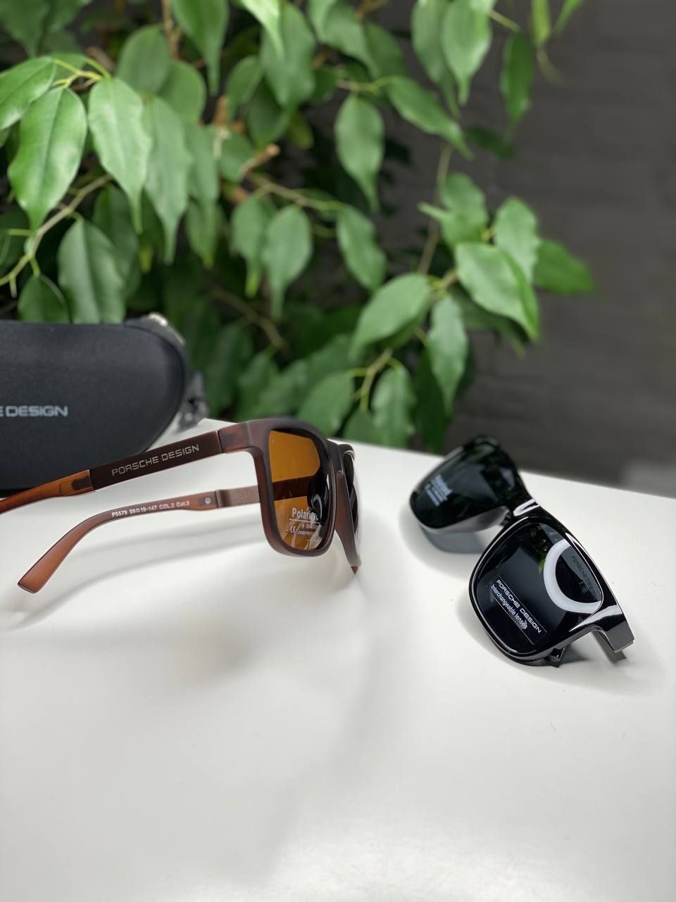 Солнцезащитные очки Porsche черные глянцевые с поляризацией Polarized