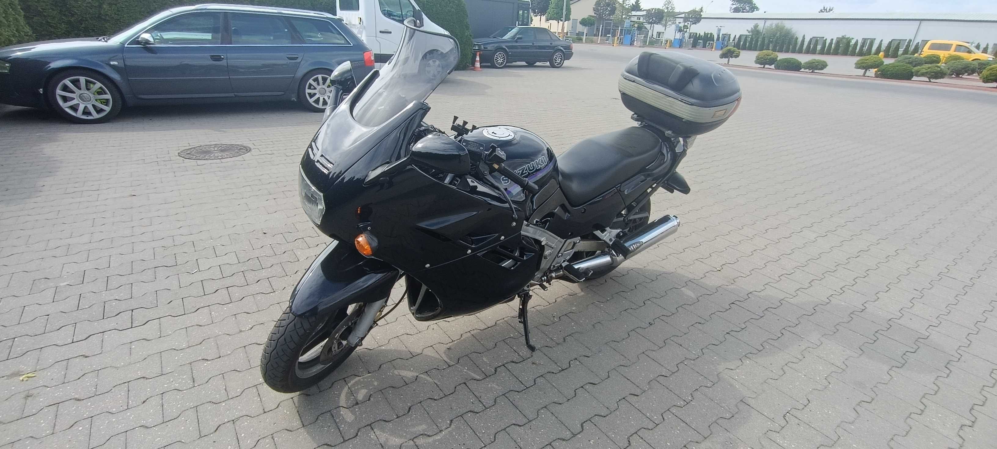 Suzuki GSX1100F Katana