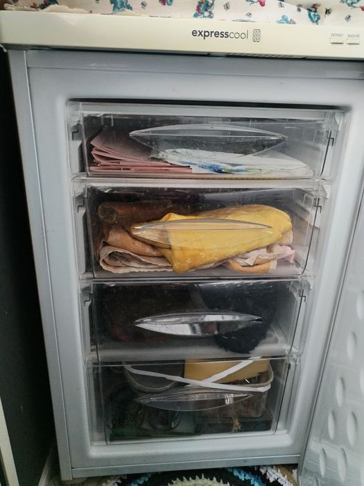 Морозильна камера LG