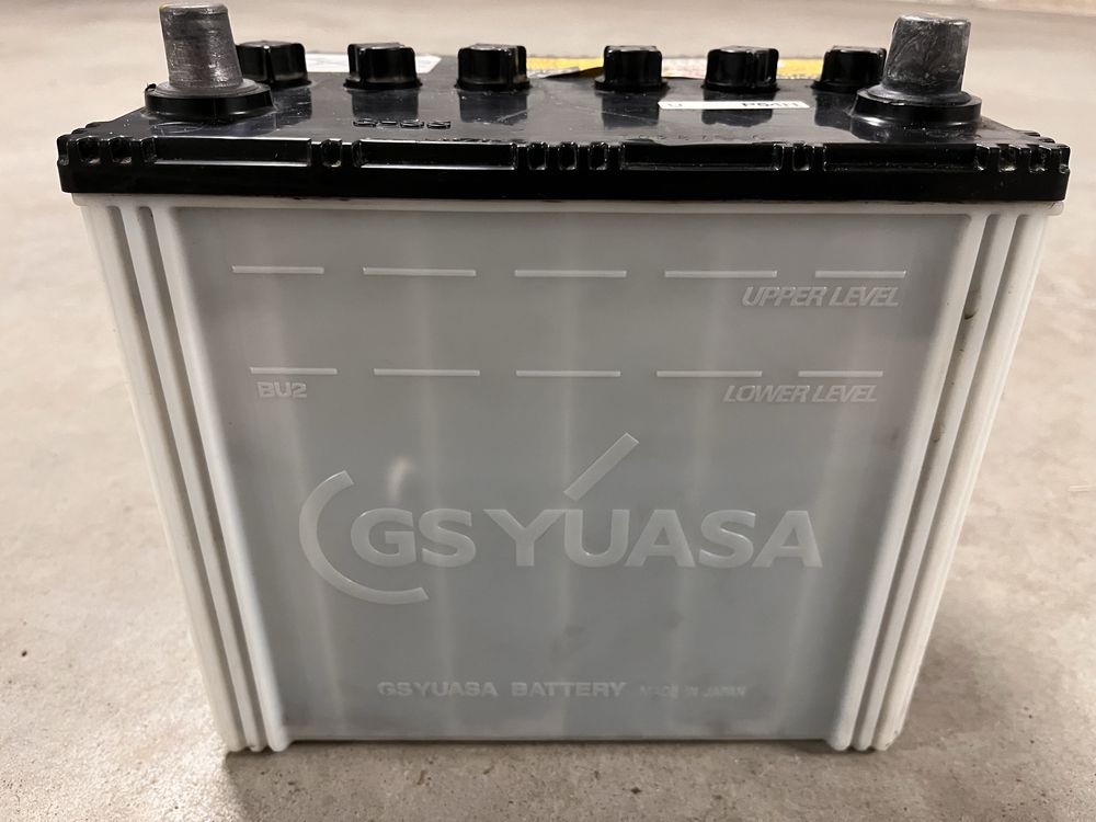 Akumulator Yuasa:12V,  65Ah, 520A, start-stop