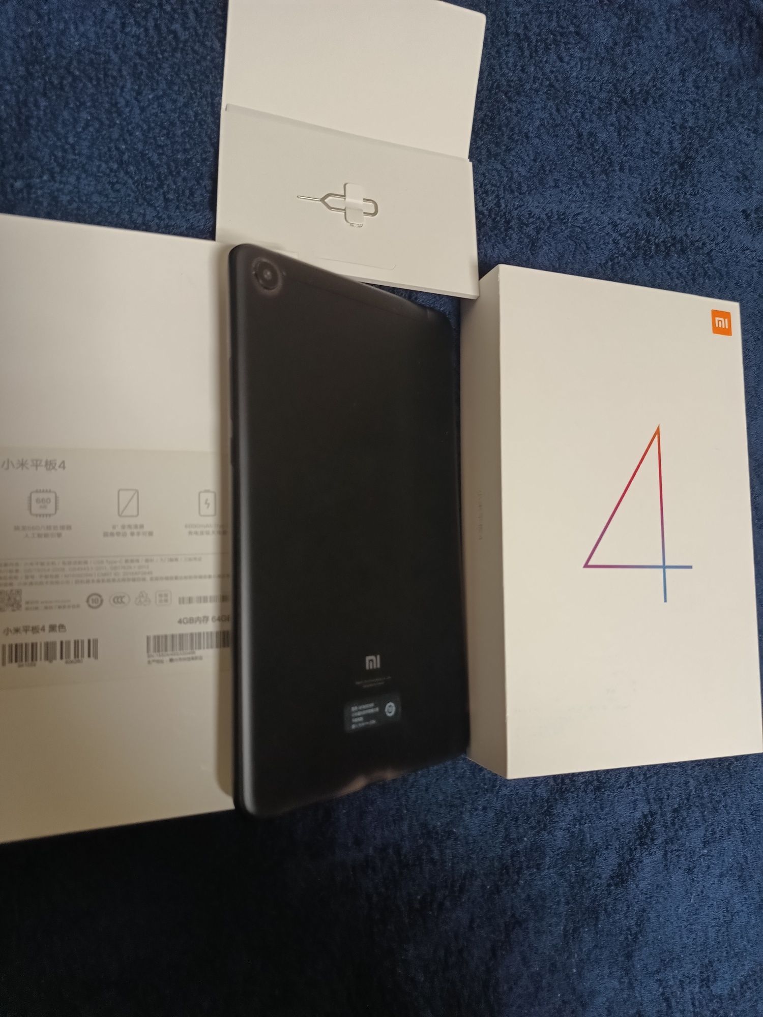 Планшет Xiaomi mi  pad 4.   4/64G .