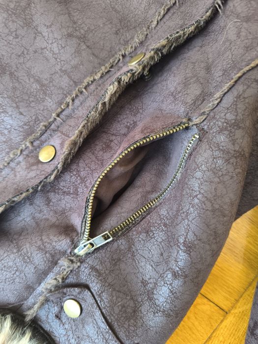 Kożuszek z futerkiem brązowy na zime r38