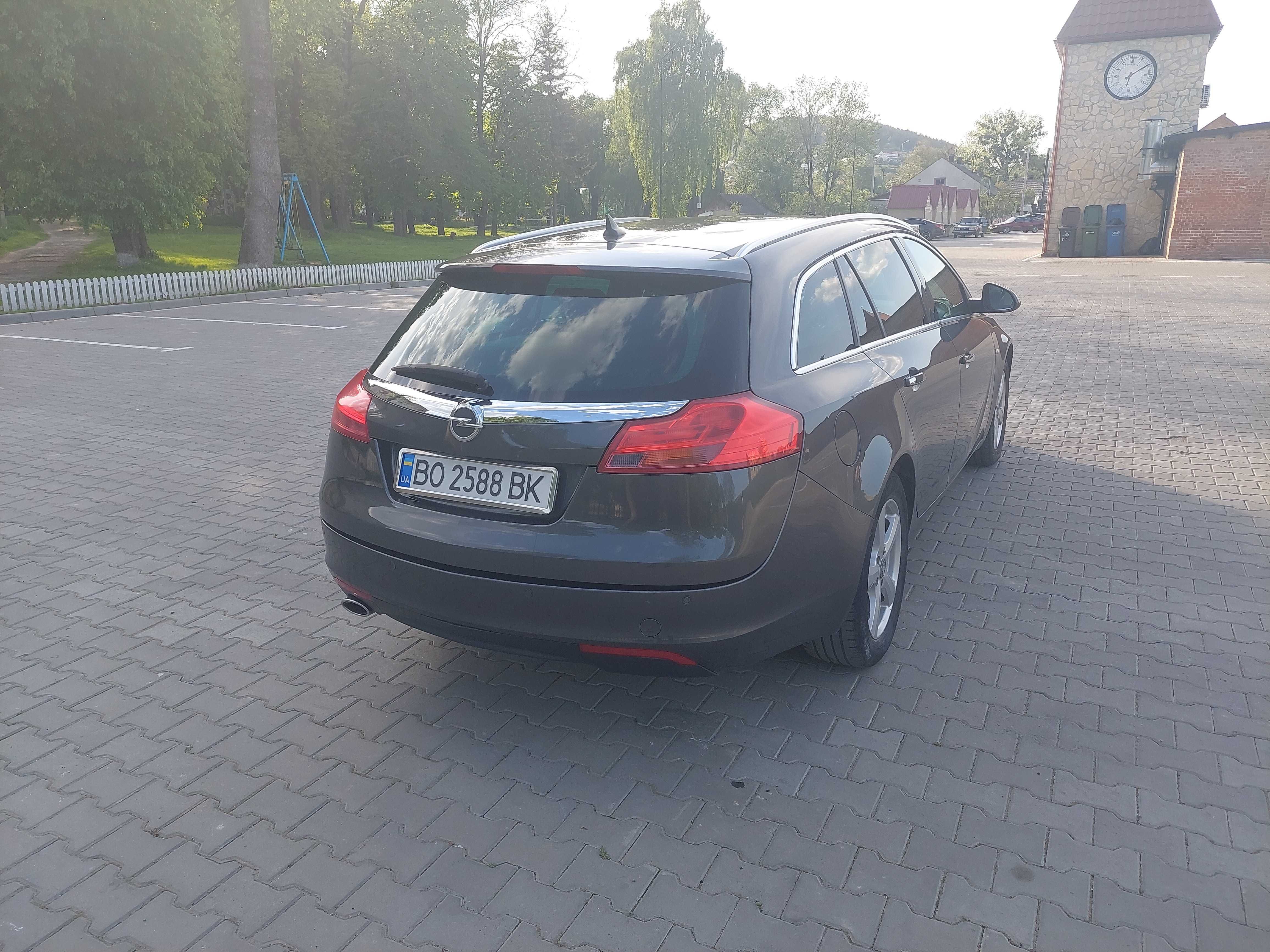 Opel Insignia, 2010, автомат, 2.0 дизель