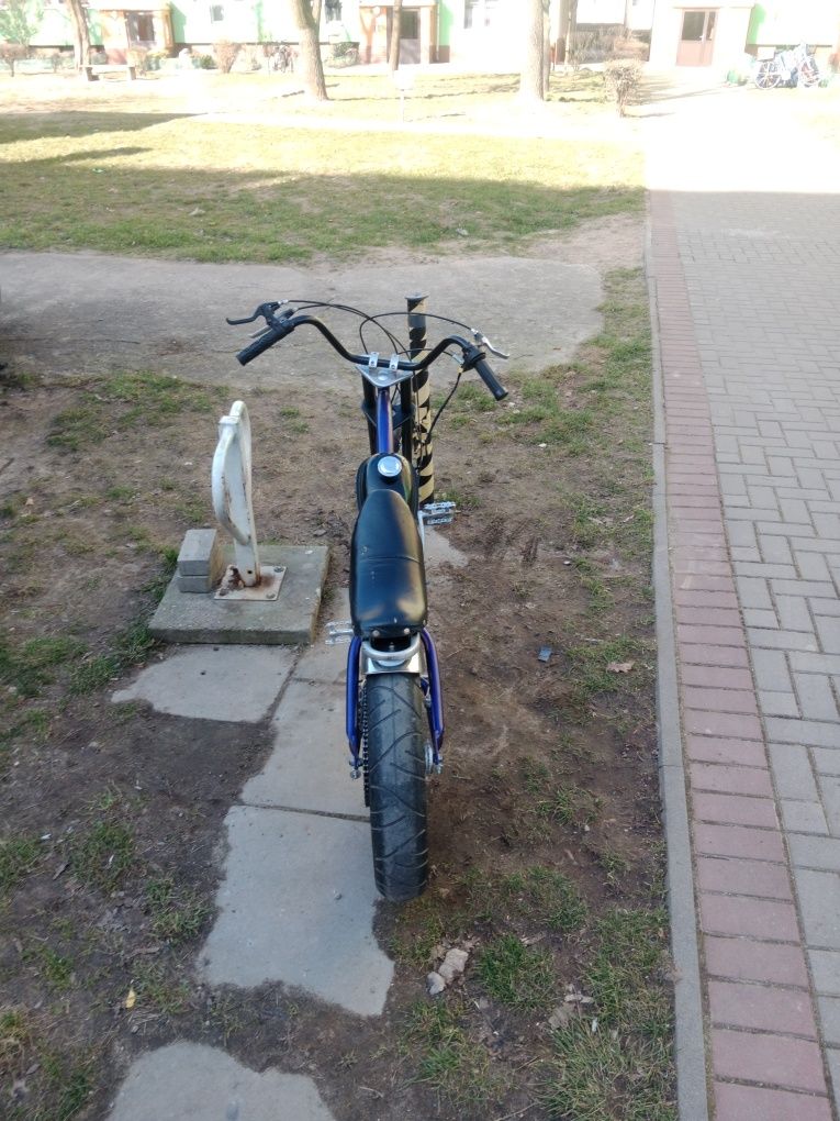 Rower chopper z silnikiem