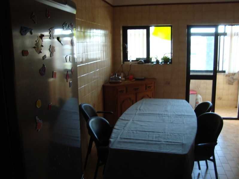 Suite para trabalhadora em apartamento T4