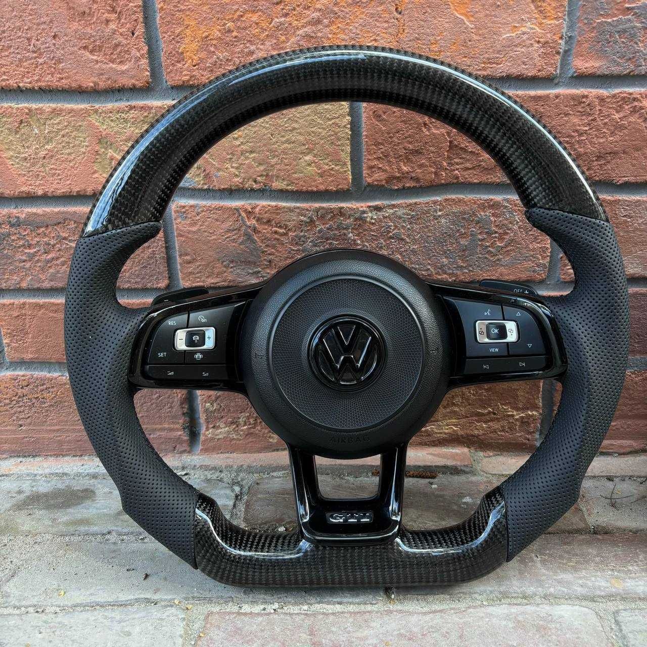 Руль Volkswagen R/GTI в зборі з подушкою / Кермо Фольксваген Р лайн