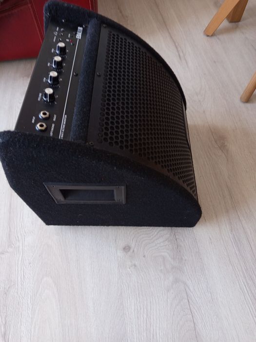 Amplificador Carlsbro EDA30B