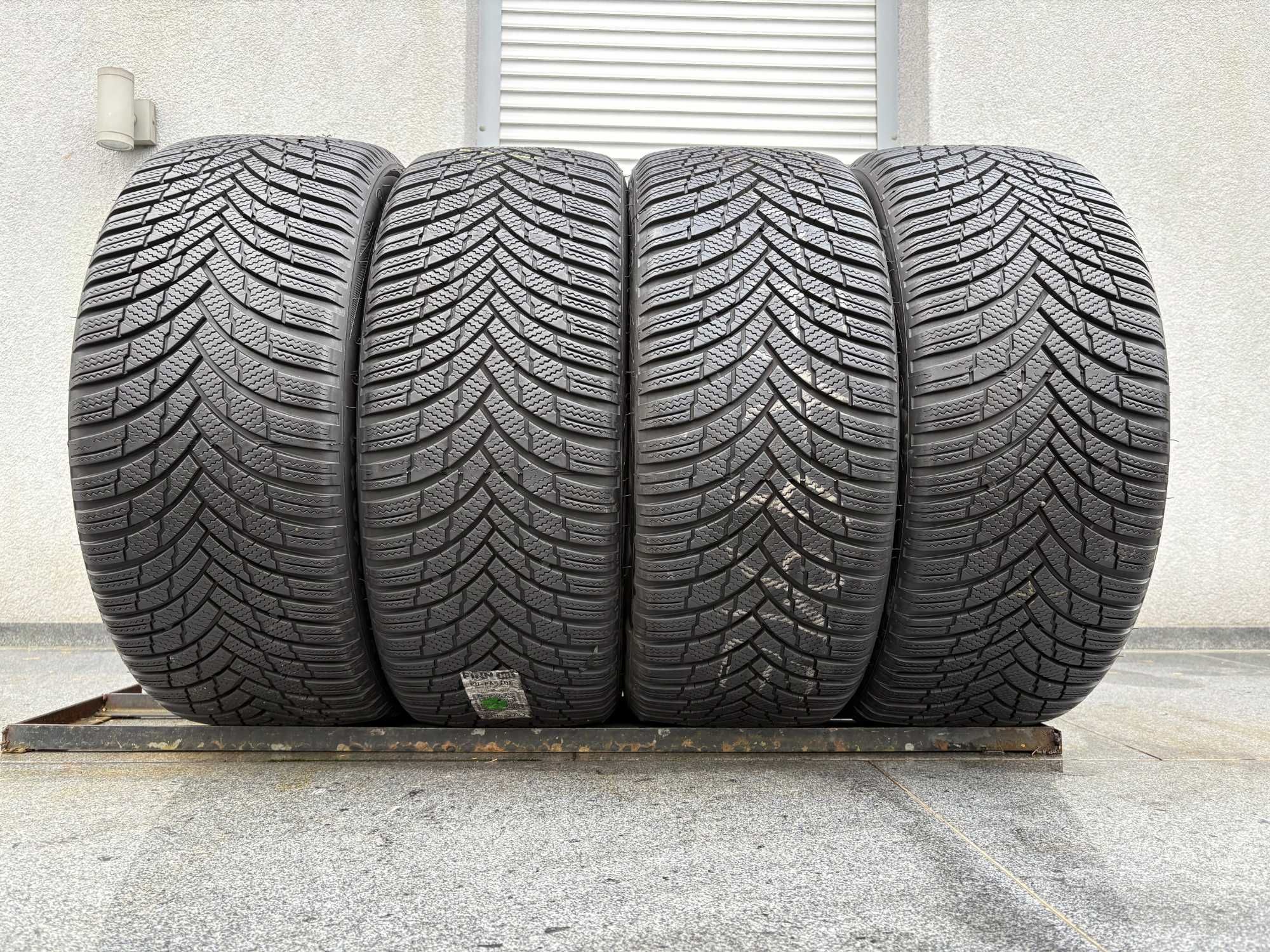 4szt zimowe 235/45R18 Firestone 7,2mm 2022r POLEASINGOWE! Z9421