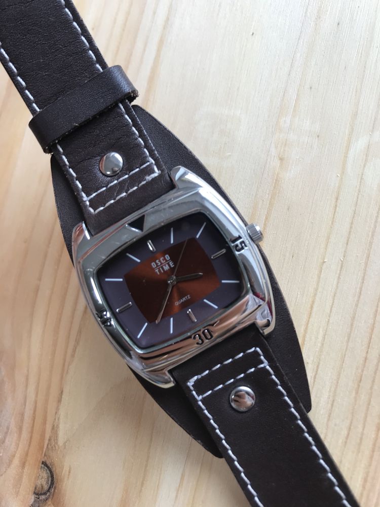 Brązowy miedziany zegarek analogowy damski skórzany pasek