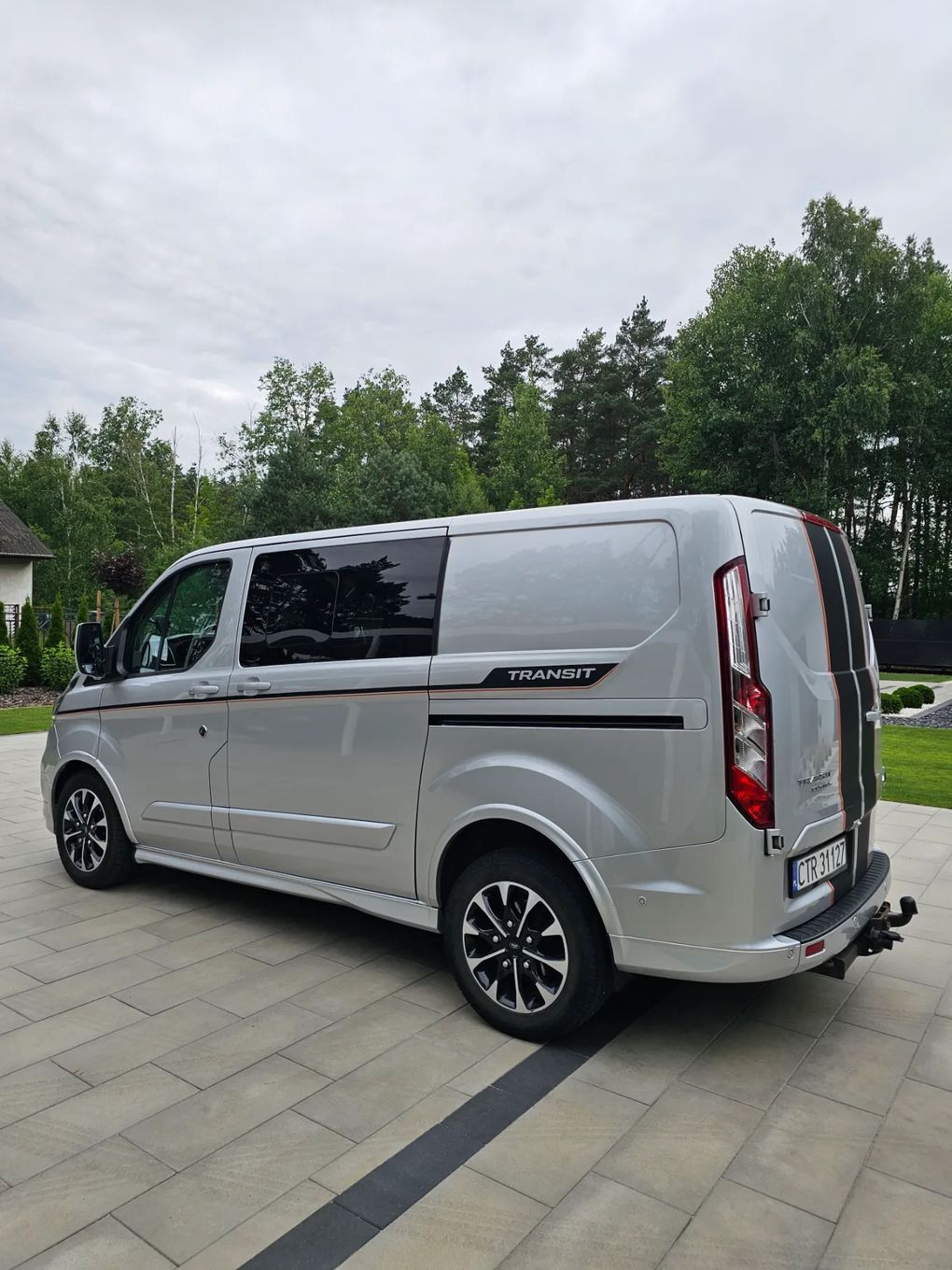 Ford Transit Custom Ford Transit Custom 2.0 | 2019 | 185 KM | 185 000 km