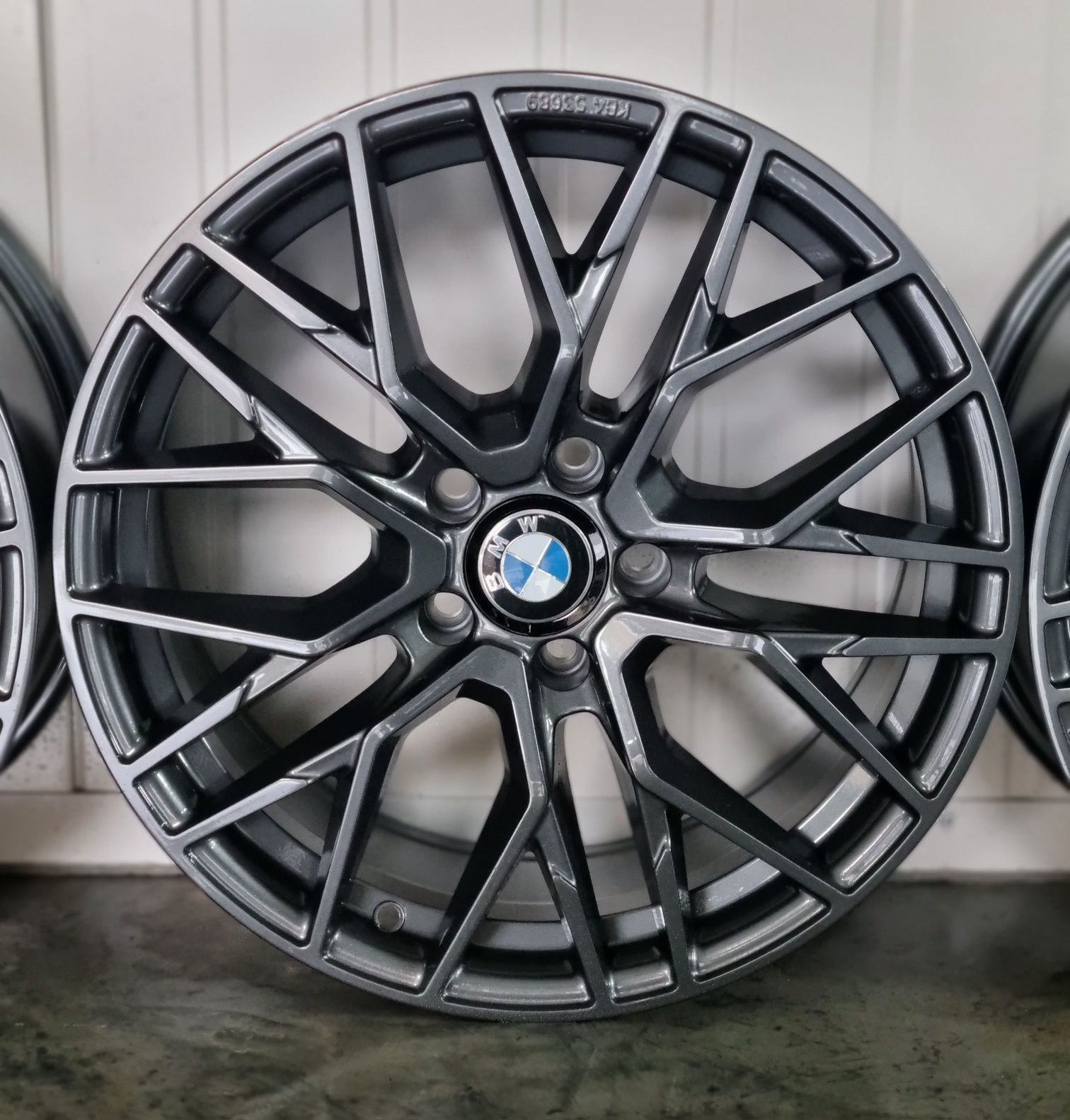 5x112 18 BMW Alufelgi G20 G30 G11 G12 G01 G02 G03 X3 X4 X5
G02 G05 401