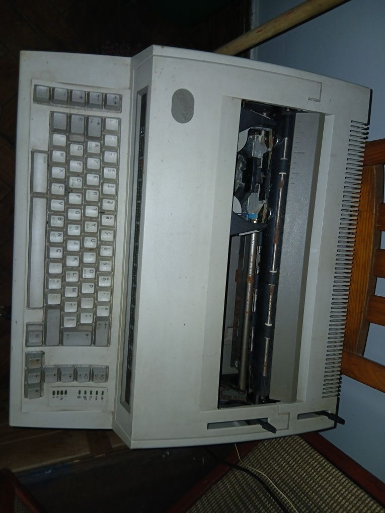 Máquina escrever daIBM por 20 €