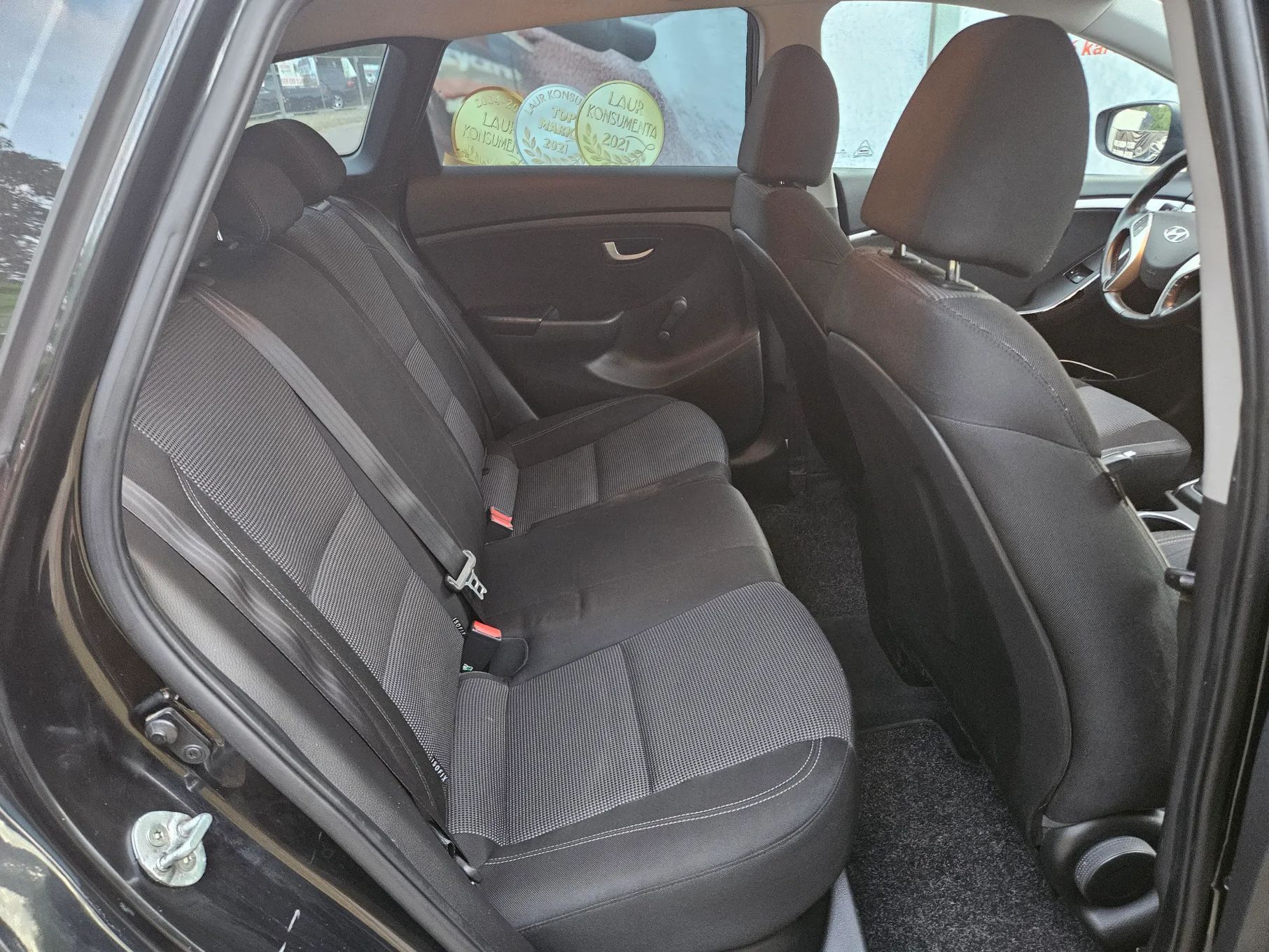 Hyundai I30 Navi*Kamera Cofania*Grzane Fotele*Klimatyzacja*Czujniki*Super Stan*1.6