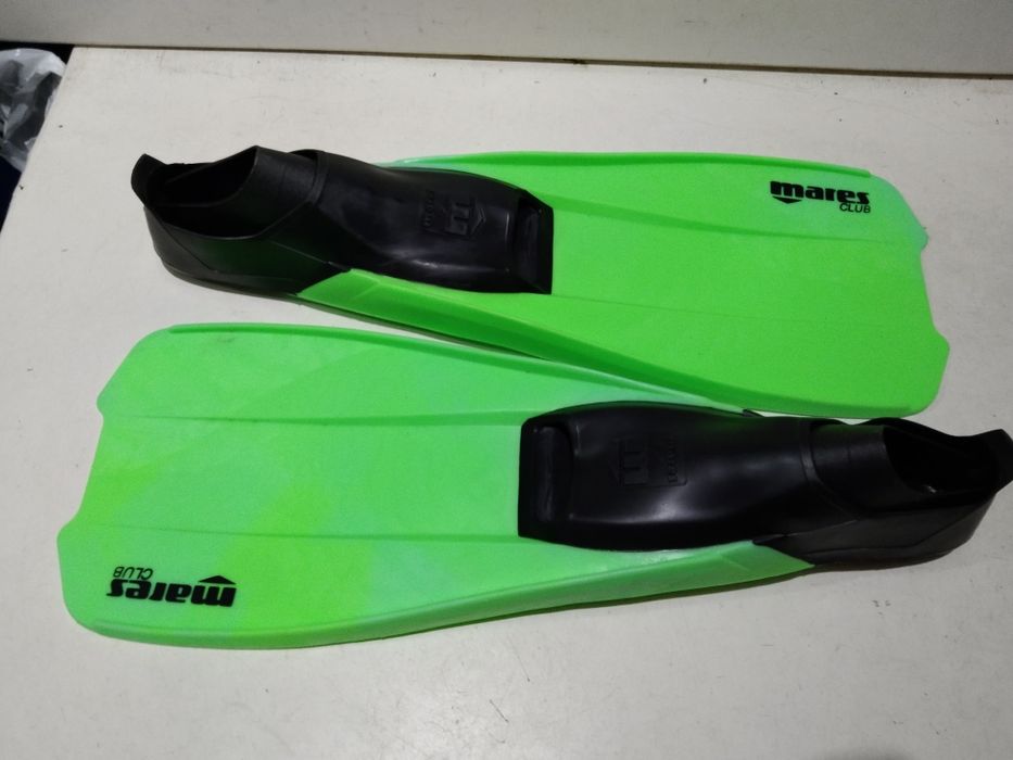Płetwy do pływania MARES rozmiar M 41-42