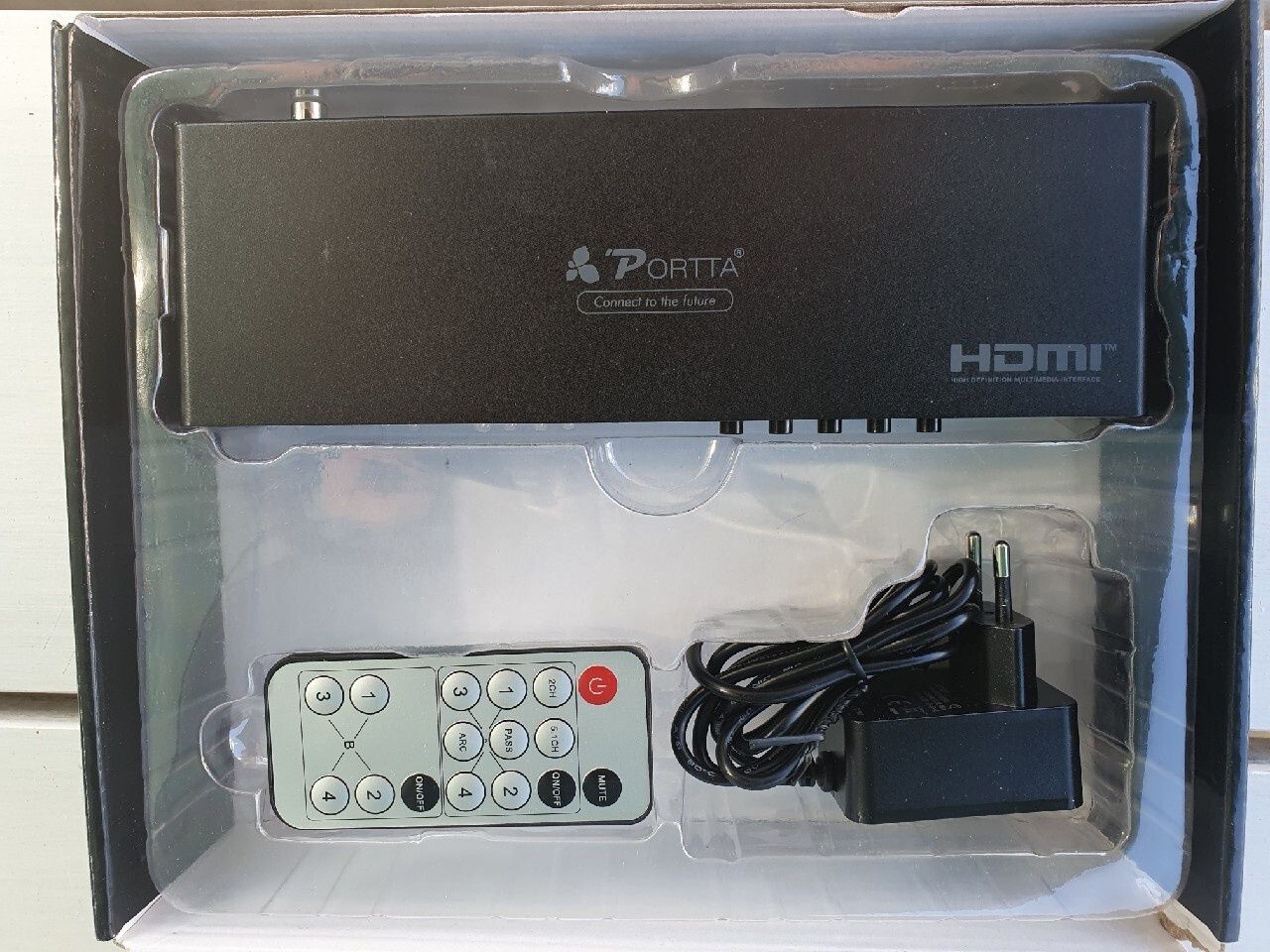 Przełącznik 4x2 HDMI Matrix Portta
