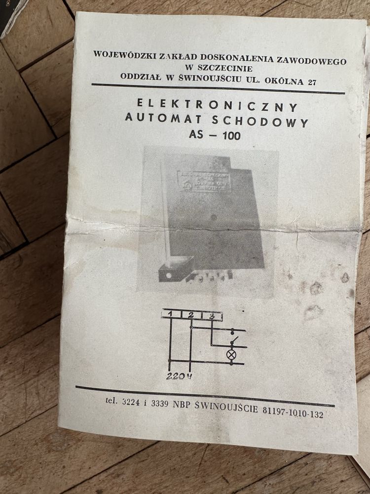 Nowy automat schodowy AS-100 z 1982 r. – oryginał, nieużywany, PRL