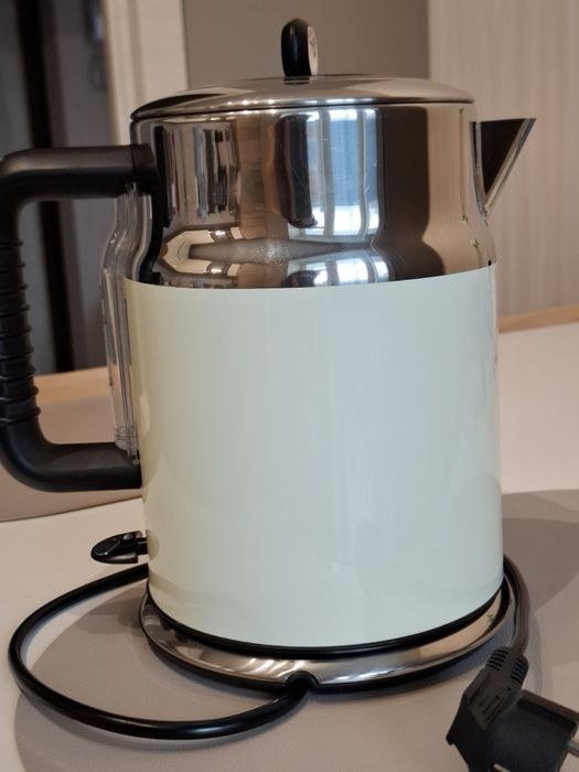 Электрочайник Russell Hobbs