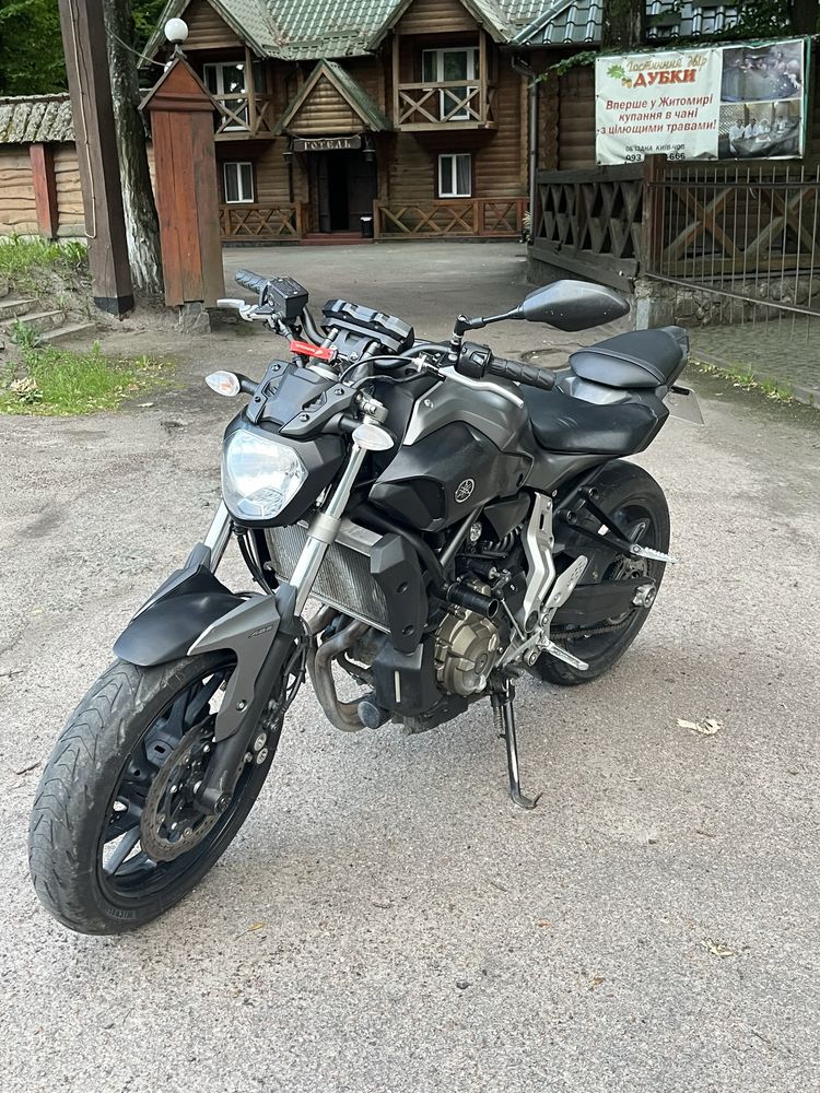 Yamaha mt07 2016