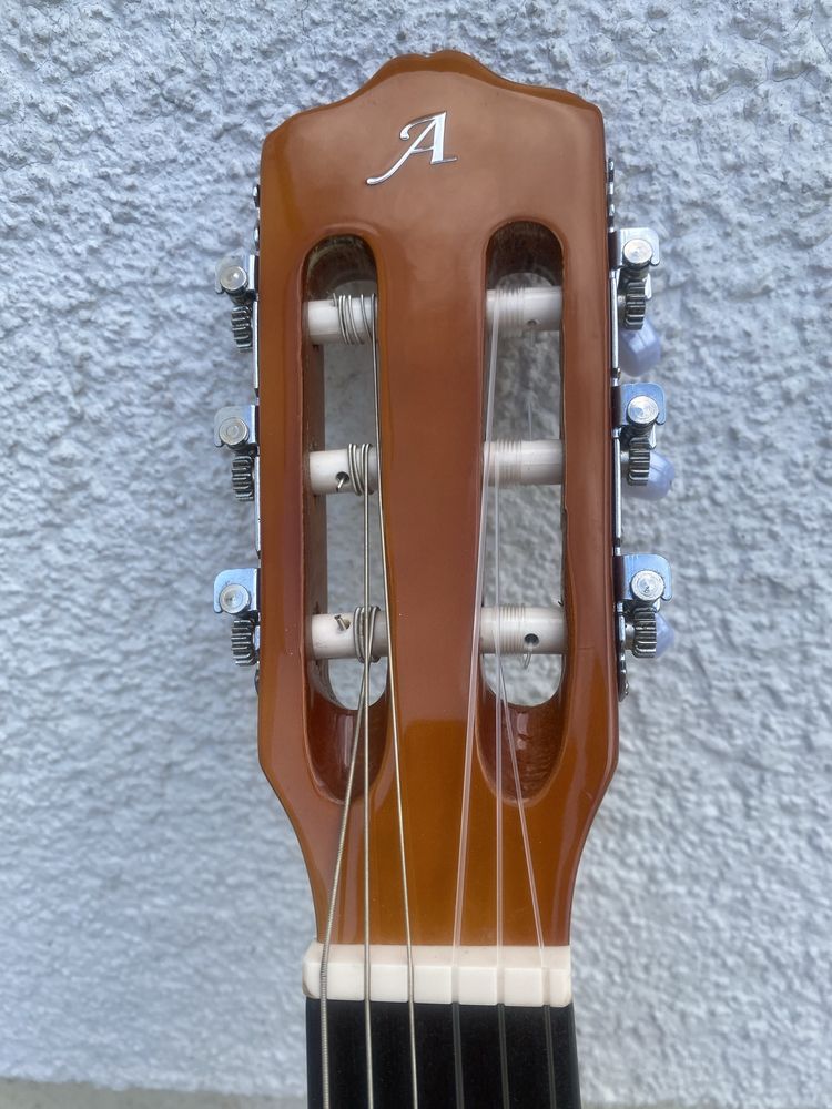 Nowa gitara klasyczna Alvera ACG100 1/2 SB-futerał.