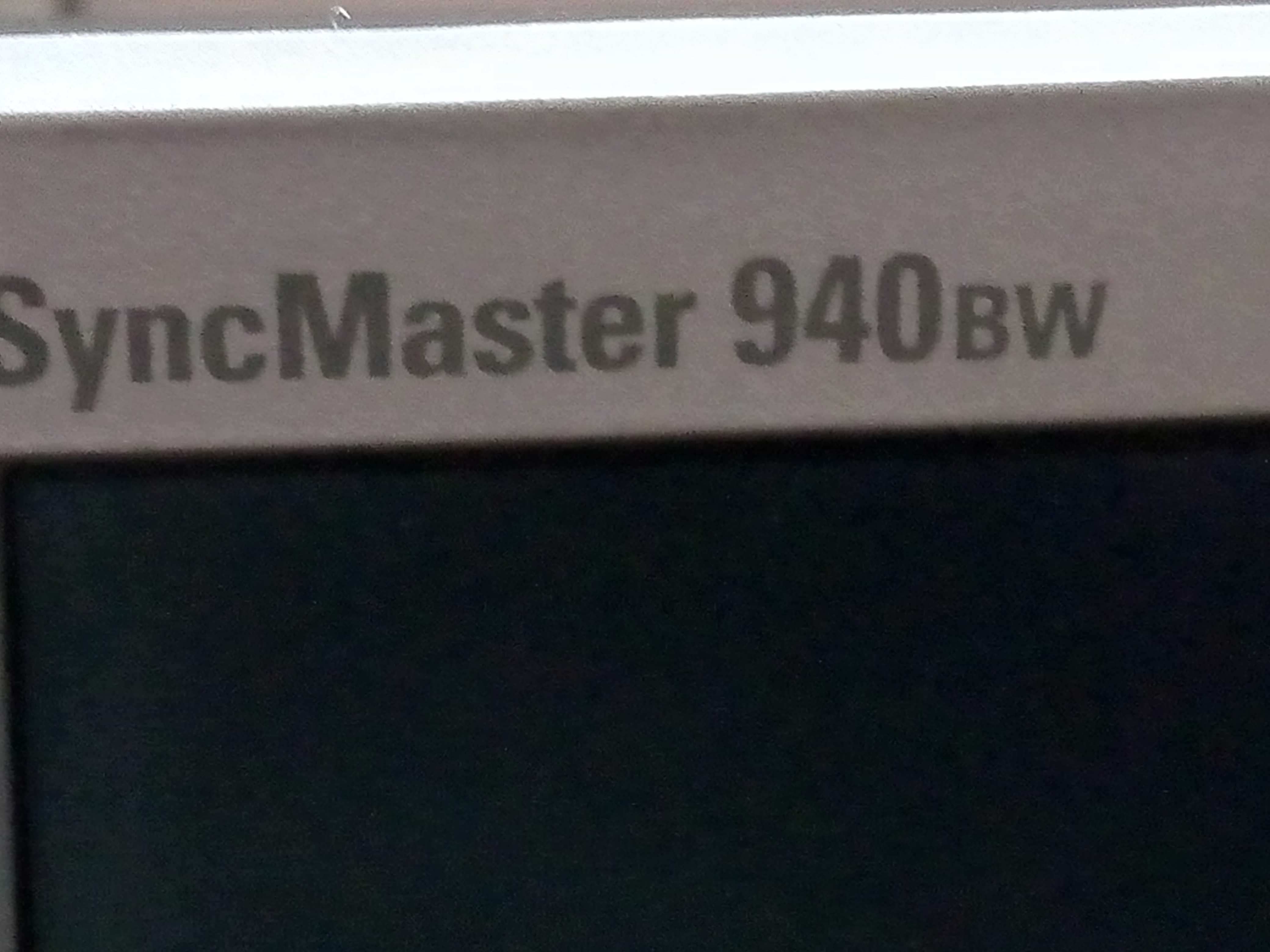 Рабочий монитор samsung syncmaster 940bw