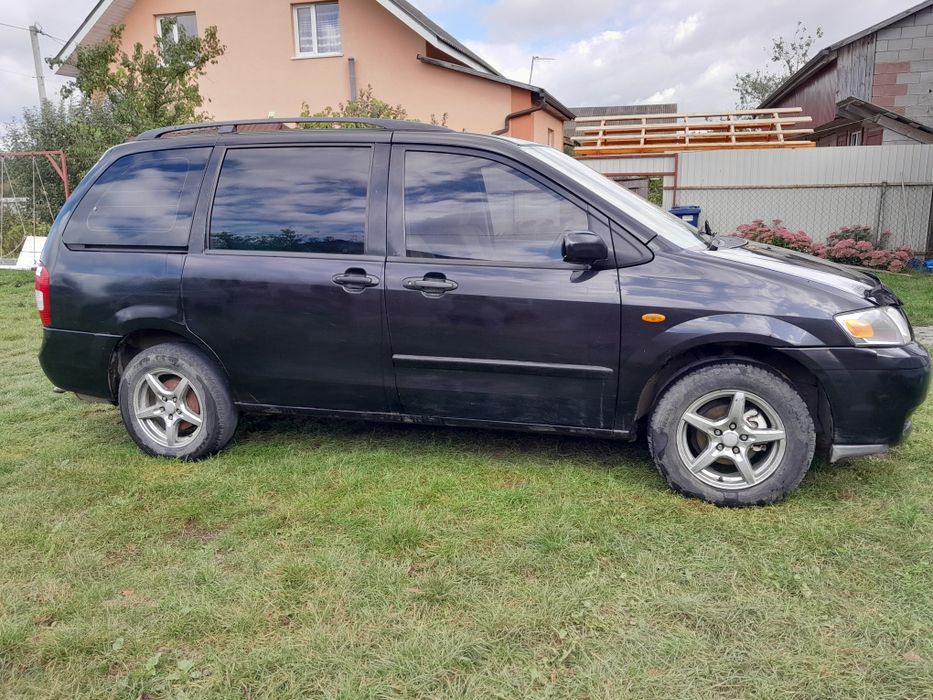 Продам  терміново Mazda MPV