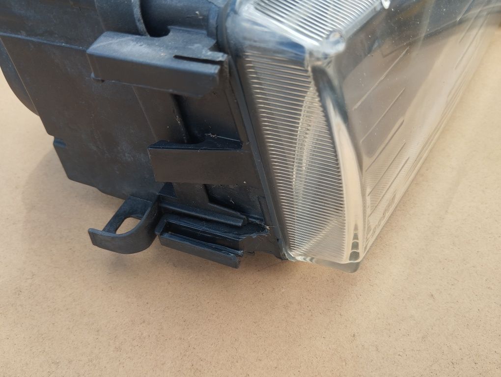 BMW E36 BOSCH soczewka lampy przód wysyłka komplet