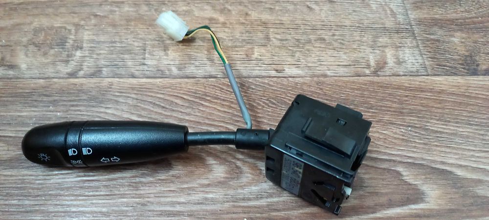 Переключатель поворотов Авео Т250