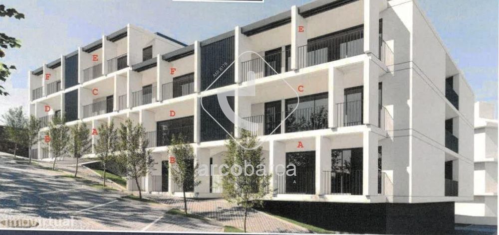 Apartamento T2 , no interior da Vila de Arcos de Valdevez, boa localiz