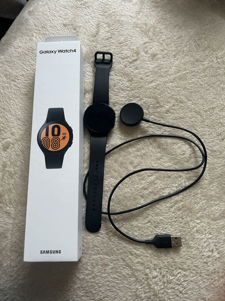 Galaxy Watch 4 SM-R870