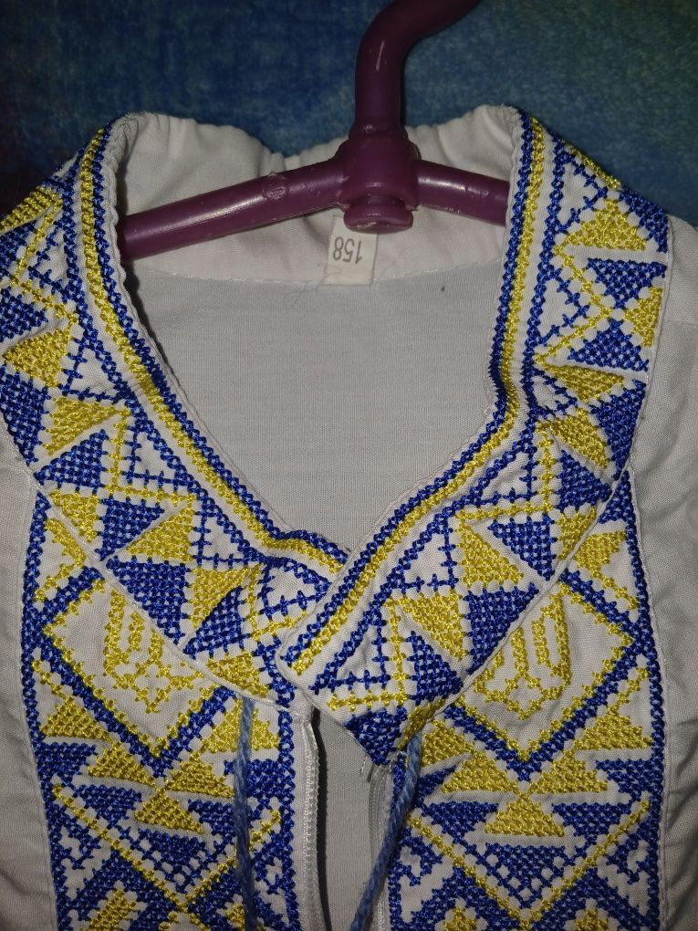Продам вишиванку