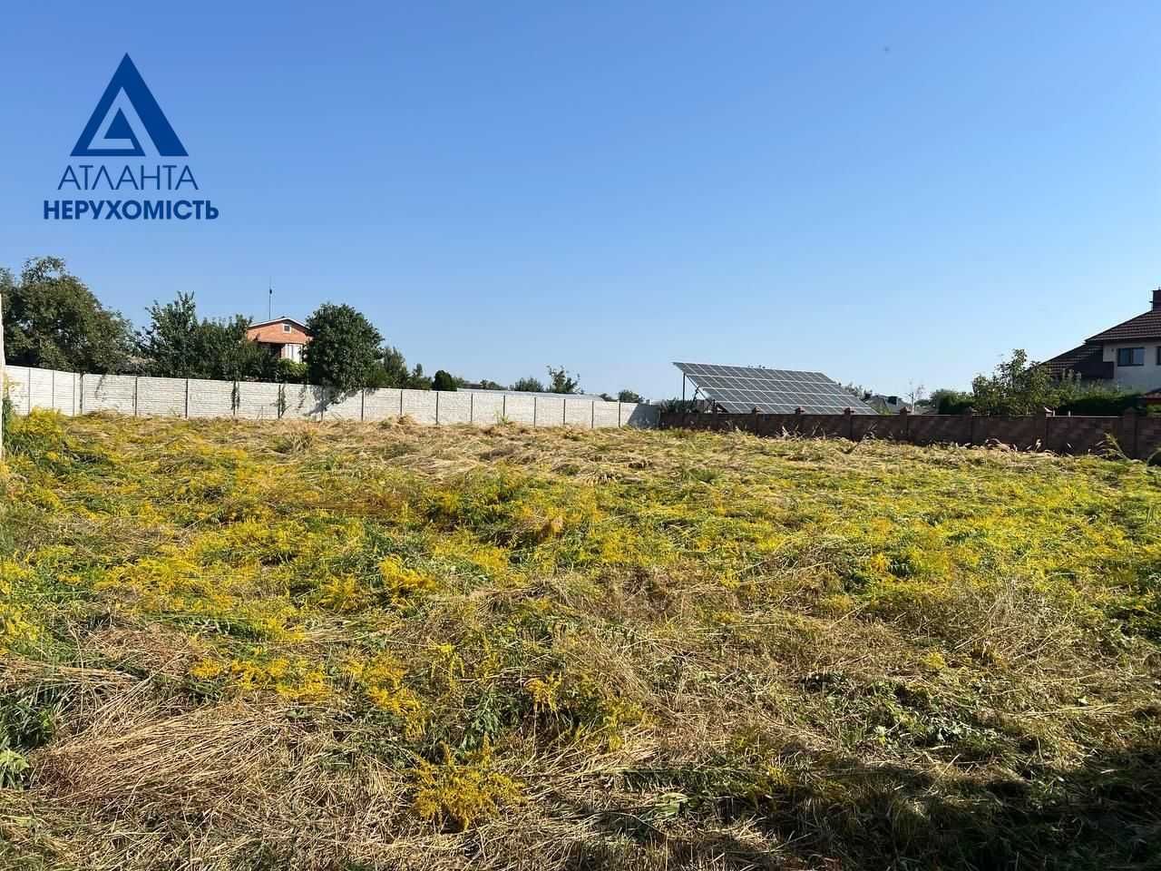 Продам земельну ділянку в центрі села Рованці біля Луцька!