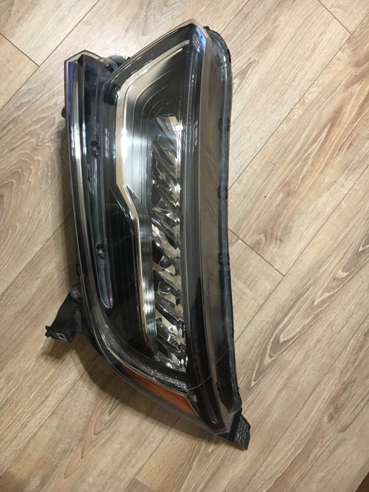 Фара левая правая Honda CRV 17-22 Full LED 33150-TLA-A41 33100-TLA-A41