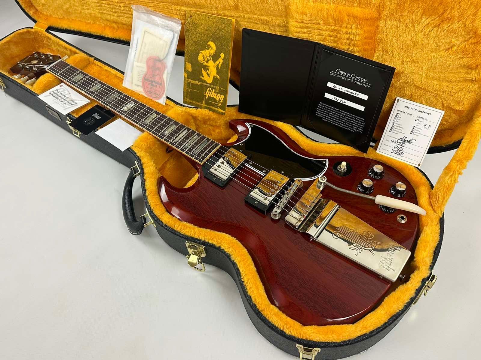 Gibson Custom Shop SG '64 Maestro Vibrola VOS Cherry Red (2023, 4500$)
