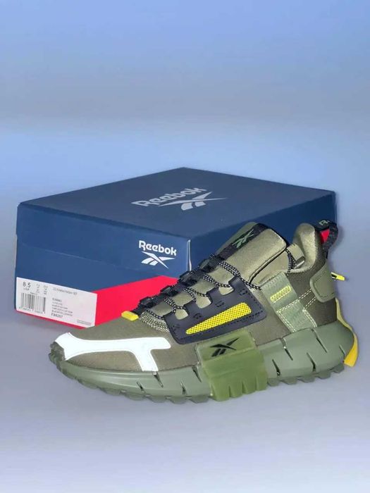 (БЕЗ ПЕРЕДОПЛАТИ) чоловічі хакі кросівки Reebok Zig Kinetica Edge