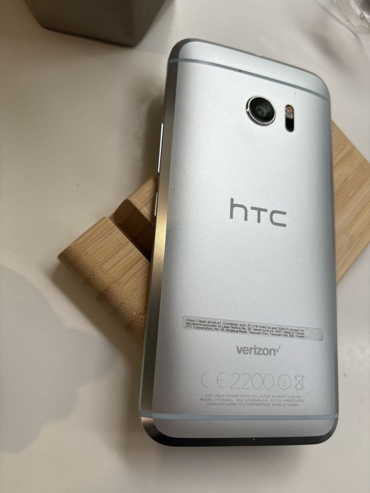 HTC Bolt сірий 3/32 памʼяті