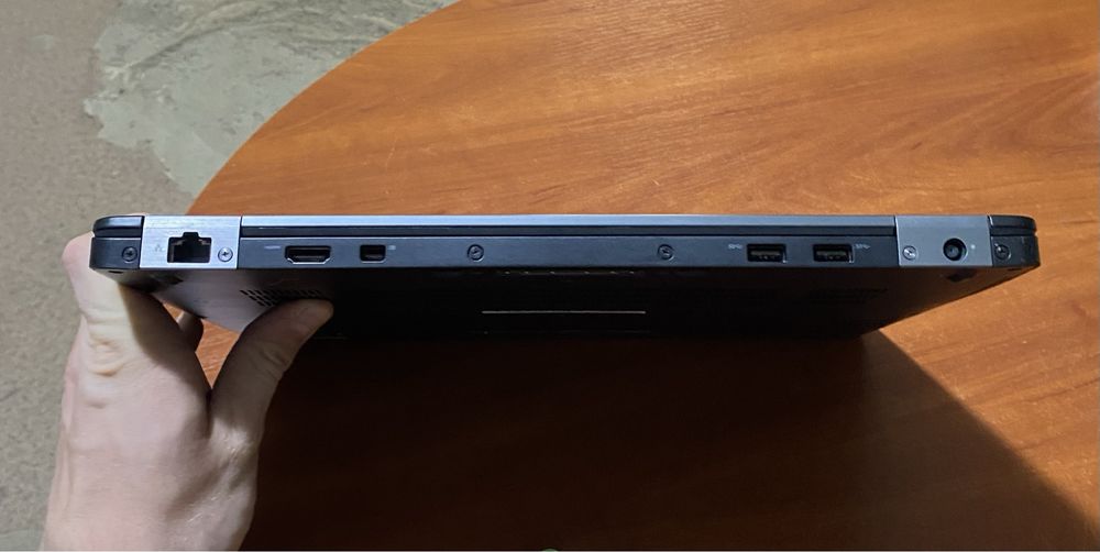 Ноутбук Dell Latitude E7470 14"/ 8GB RAM/256GB SSD! D924