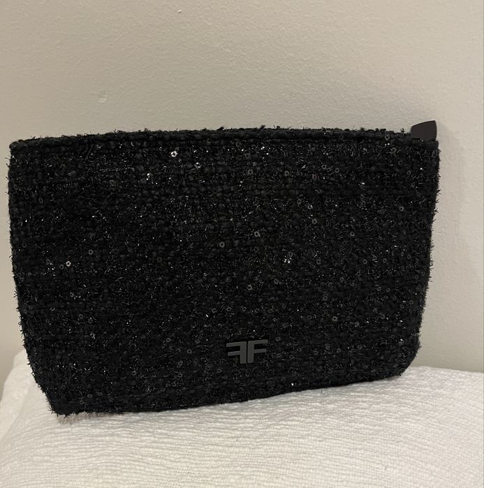 Estojo Filorga preto com brilho