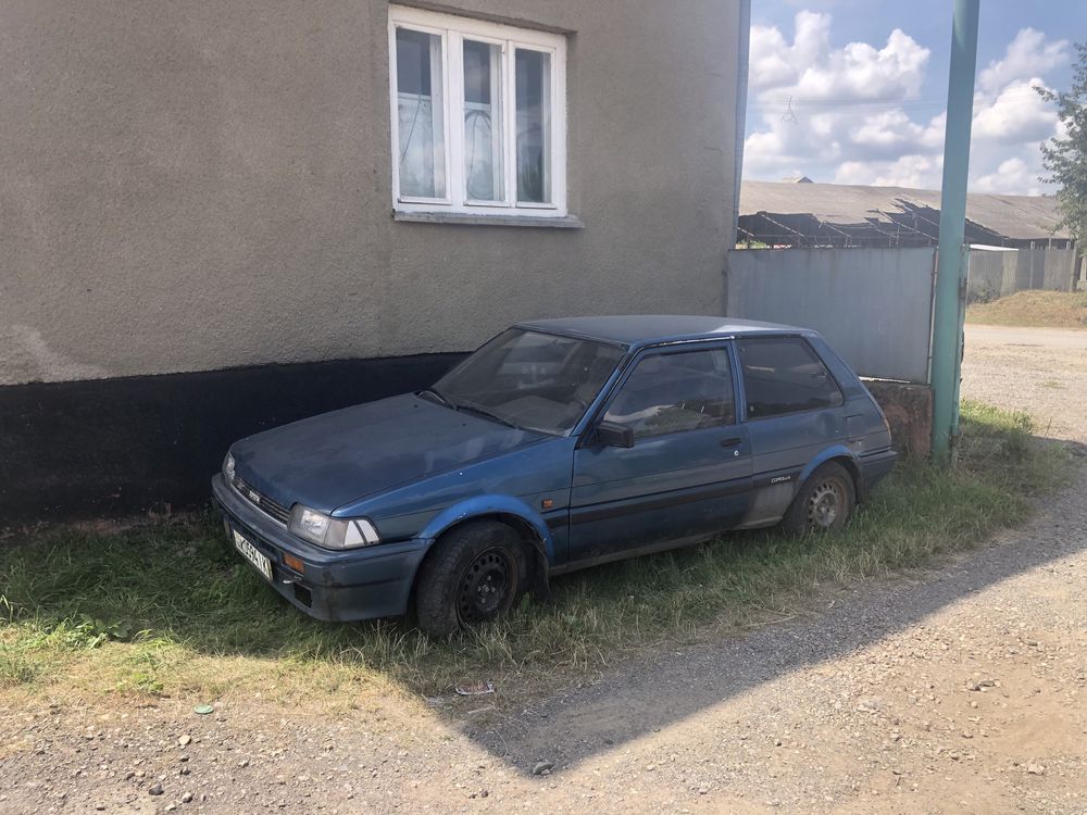 Toyota Corolla ee80 ee82 1985