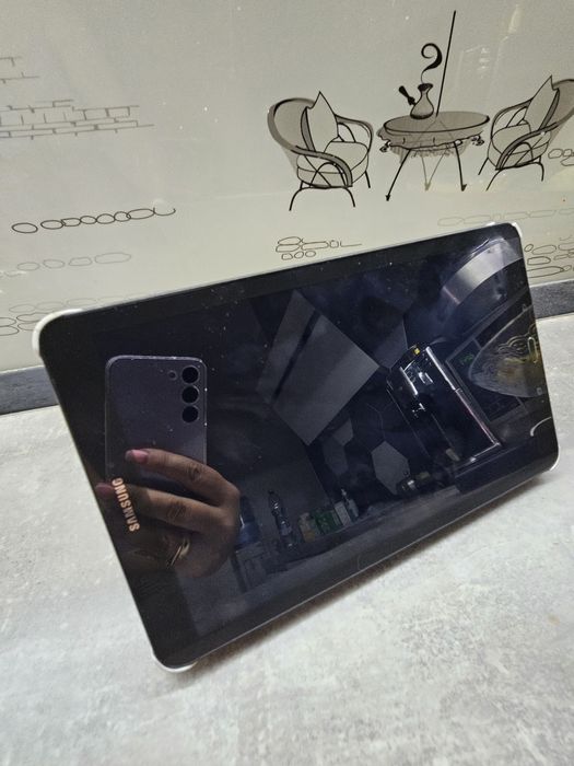 Продам планшет Samsung Galaxy Tab E
