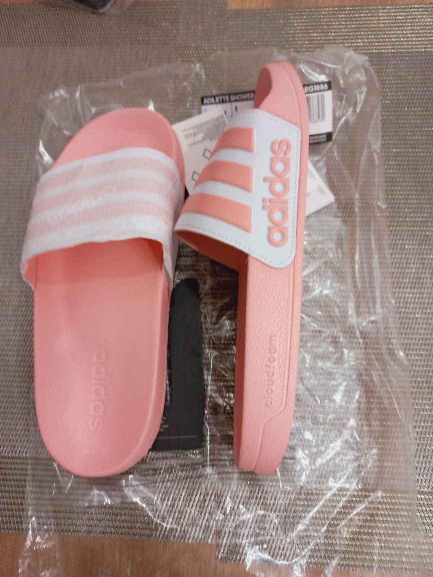 Adidas klapki damskie rozmiar 42 F -26 cm