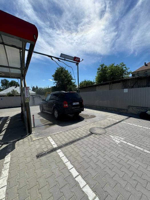 Автомийка Самообслуговування в центрі міста біля ОККО