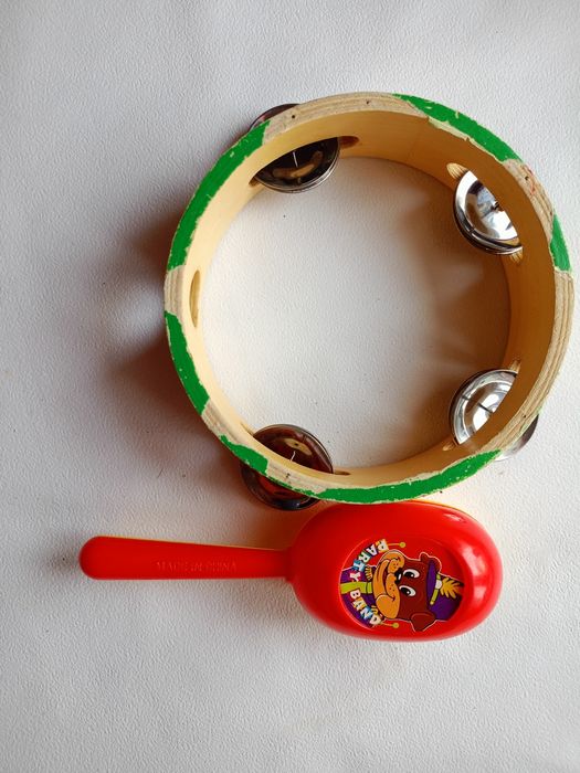 Nr16) zabawki grające instrumenty bębenek kołatka