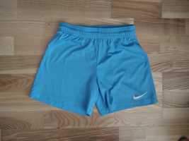 Spodenki chłopięce NIKE DRI-FIT jasnoniebieskie rozm. 128-137