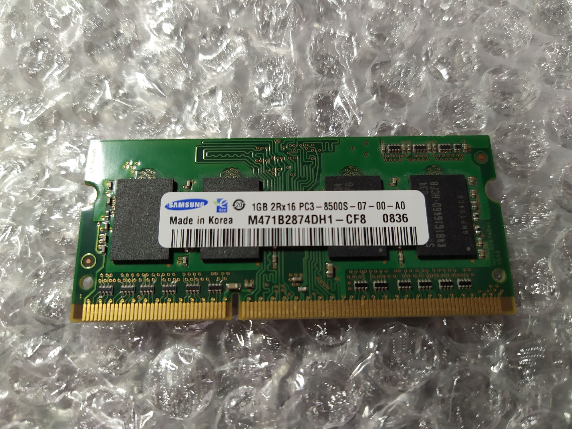 Pamięć RAM DDR3 SAMSUNG 1GB 2RX16 PC3 8500S