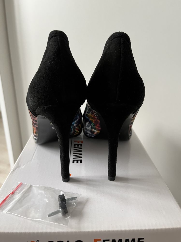 Szpilki buty Solo Femme 36 NOWE