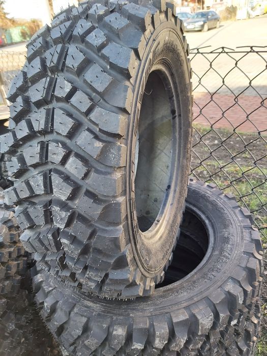 Opony Terenowe 215/75 R16 Greenland MT Wzór Yokohama Geolandar MT G001