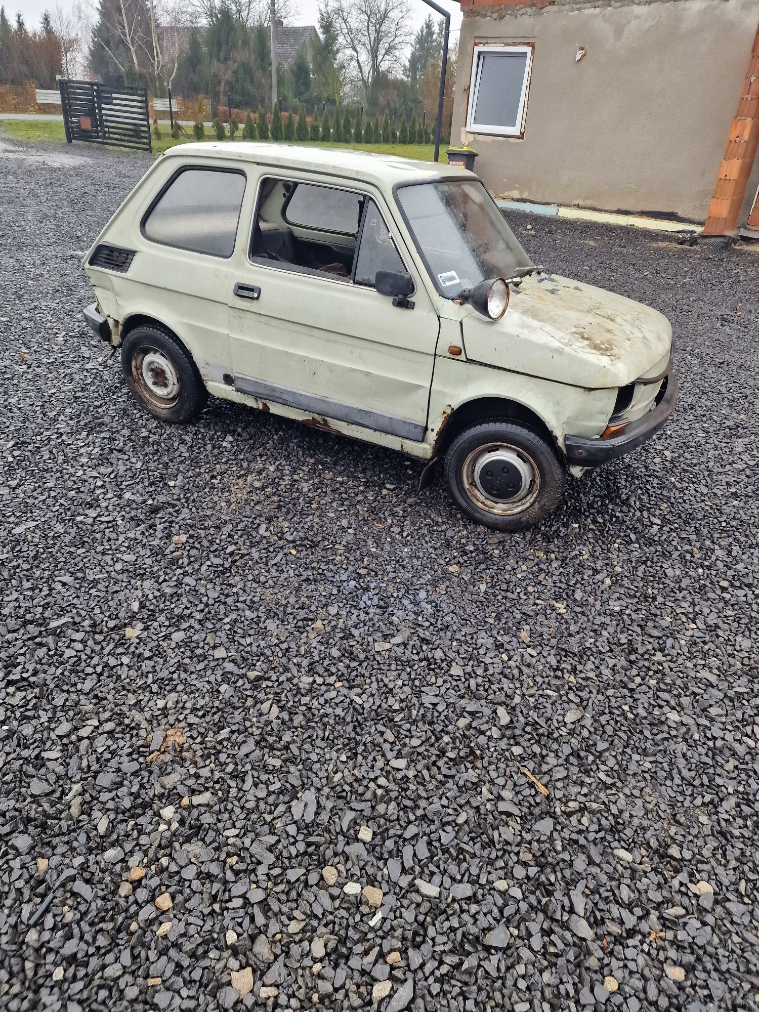 Fiat 126p maluch kaszlak fiat