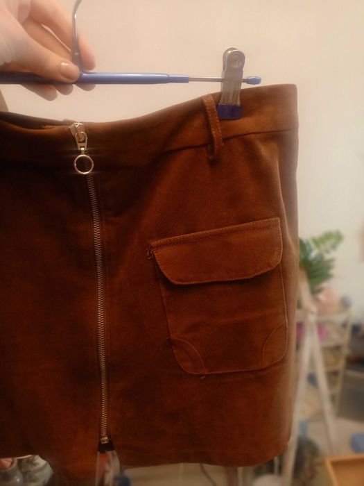 Спідниця зі штучної замши